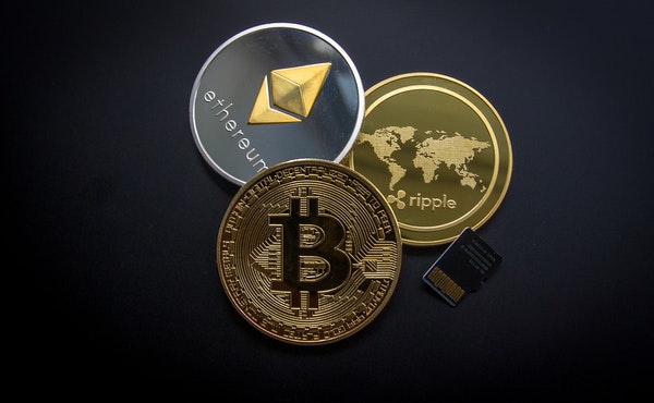 Bitcoin and other Cryptocurrencies: Legality and How to Invest